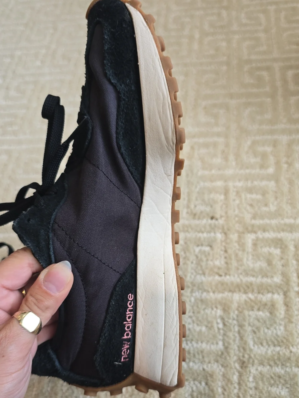 New Balance Women's Black, Cream & Brown Retro-Style Sneakers, Size 8